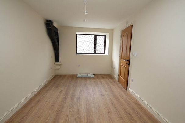 2 Bedroom Apartment, Chester - Photo 1