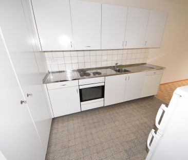 Helle 3-Zimmer-Wohnung in zentraler Lage in Basel - Foto 1