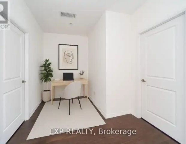 1011 - 55 ONEIDA CRESCENT | 1011 - 55 ONEIDA CRESCENT, Richmond Hill - Photo 1