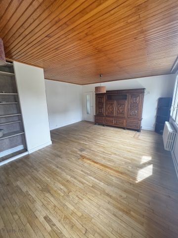 Location Maison 4 pièces 103m² TREMBLAY EN FRANCE 93290 - Photo 3