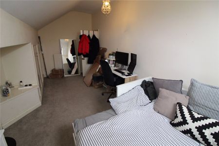 4 Bedroom - Photo 2