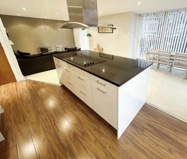 2 bedroom apartment to rent - Photo 3