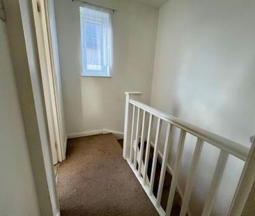 Lynmouth Crescent, Furzton, Milton Keynes, MK4 - Photo 2