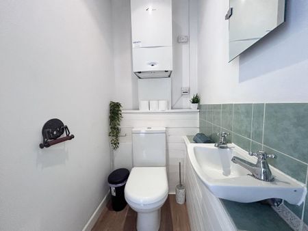 2 bedroom terraced house to rent - Photo 3