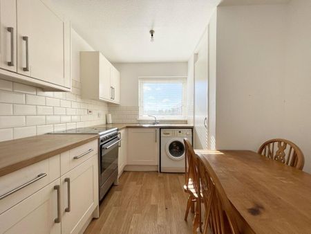 2 bedroom flat to rent - Photo 5
