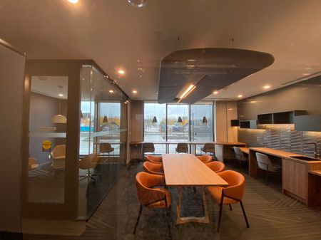 For Lease - 1037 The Queensway N/A, Toronto, Ontario - Photo 3