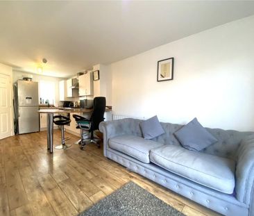 3 bedroom end of terrace house to rent - Photo 5