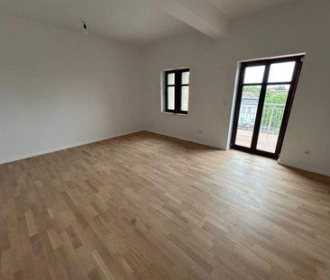 Erstbezug nach Sanierung - Geräumige 2- Zimmer Maisonette-Wohnung m... - Photo 1
