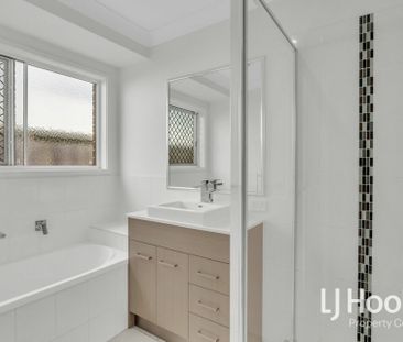 Immediate Walking to Yarrabilba SS - Ideal Family Home - Photo 5