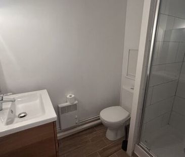 Appartement 1 pièces 15m2 REIMS 391 euros - Photo 1
