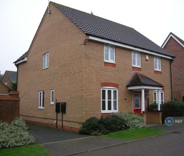 4 bedroom detached house to rent - Photo 2