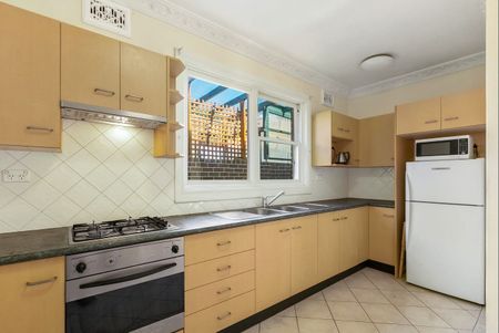 Charming Two-Bedroom Residence in the Heart of Haberfield - Photo 4