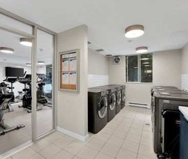 Pacific Terrace Apartments - Photo 1