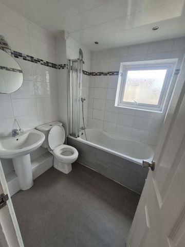 Christchurch Place, Peterlee, County Durham, SR8 - Photo 5