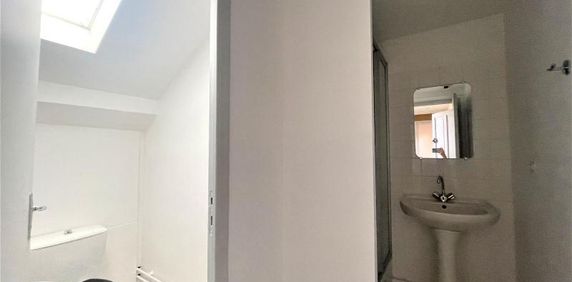 Location Appartement 1 pièce 20m² CLERMONT FERRAND 63000 - Photo 2