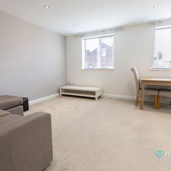 2 bedroom apartment to rent - Photo 1