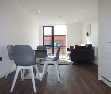 1 bedroom apartment to rent - Photo 2