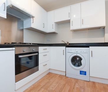 Lanier Road, Hither Green SE13 - Photo 2