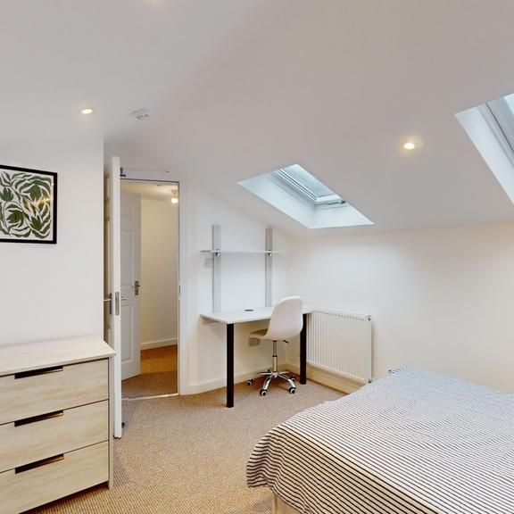 6 bedroom house to rent - Photo 1