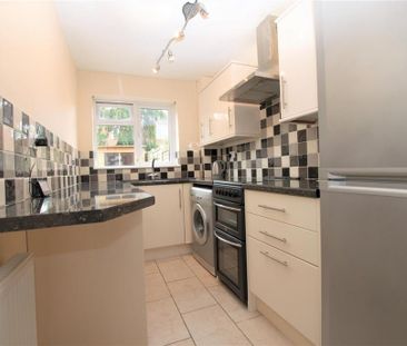 2 bedroom terraced house to rent - Photo 6
