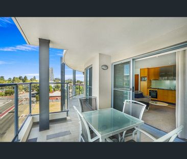 25/23 Bowman Street, South Perth, WA 6151 - Photo 4