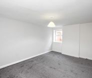 1 bed Apartment for Rent - Photo 6