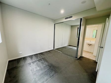 2 bed 2 bath - Photo 4