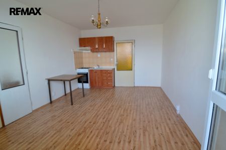 Pronájem bytu 2+kk 46 m² - Fotografie 4