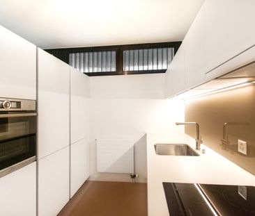 4.5 LOCALI DUPLEX IN CENTRO CITTÀ CON VISTA LAGO - Foto 3