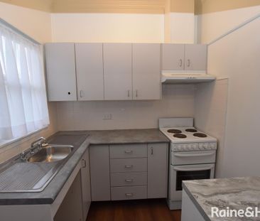 1 Maxwell Avenue, Orange, NSW 2800 - Photo 4