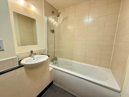 1 bedroom flat to rent - Photo 5