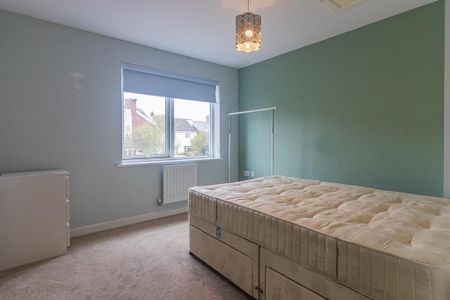 3 bedroom terraced house to rent - Photo 5