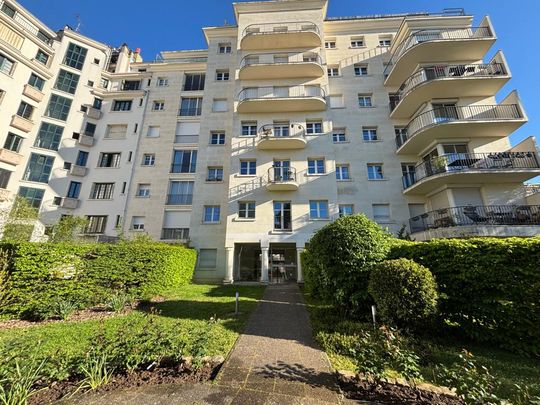 Location Appartement 1 pièce 31m² BOURG LA REINE 92340 - Photo 1