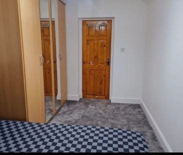 Room in a Shared House, Woodlands Road, E17 - Photo 3
