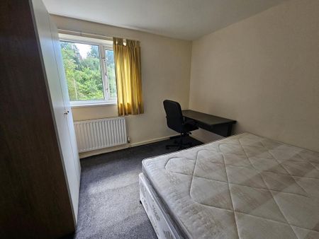 4 bedroom house to rent - Photo 5