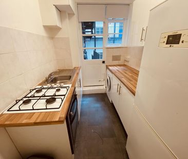 Studio to rent - Photo 3