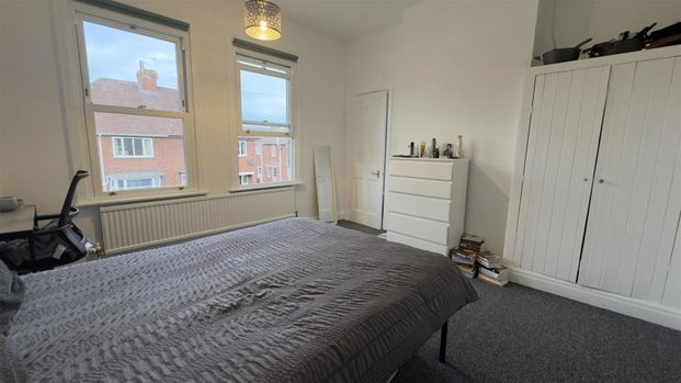 Bootham Crescent, York - Photo 1