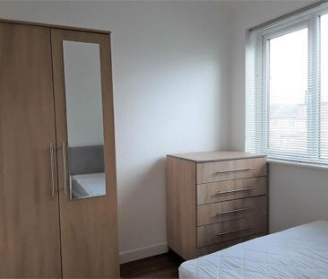 Property to rent - Photo 4