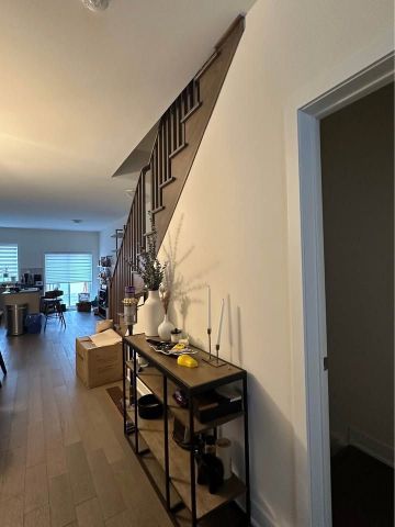 For Lease - 87 William Duncan Road, Toronto, Ontario - Photo 3