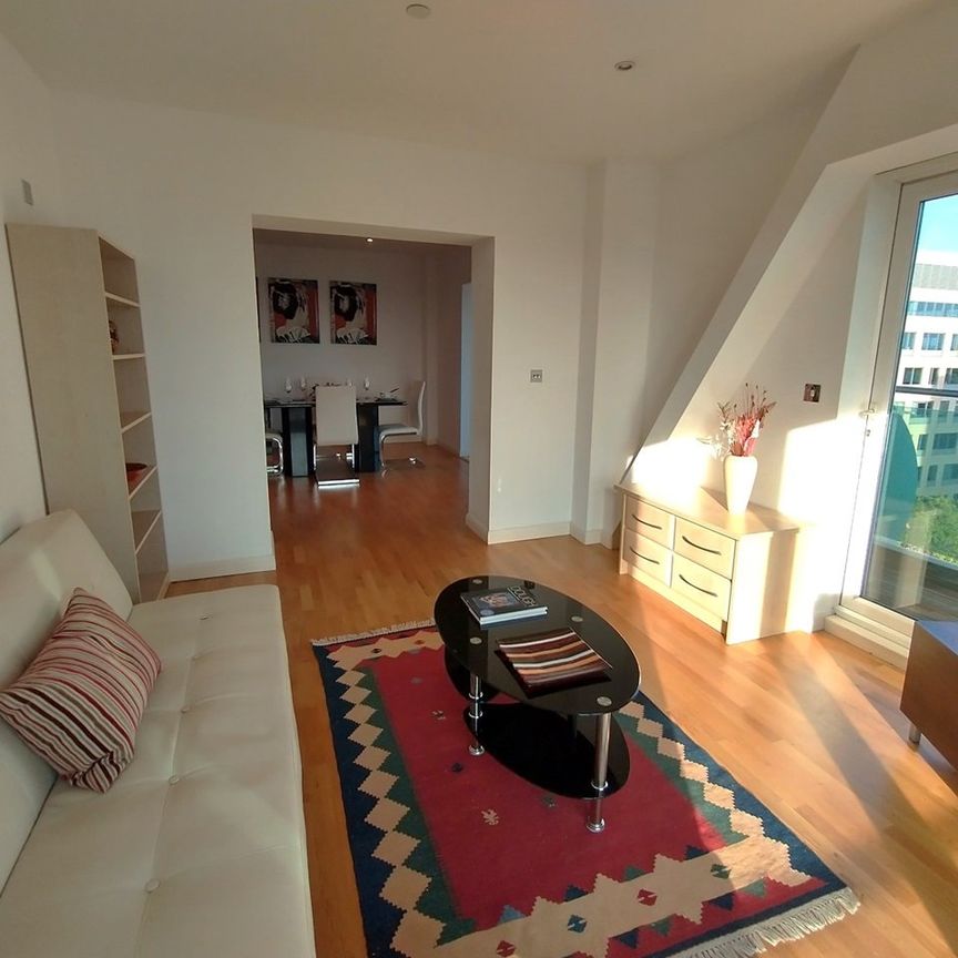 2 Bed Flat, Uxbridge Road, W5 - Photo 1