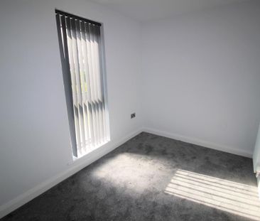 4 bedroom detached house to rent - Photo 3