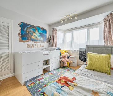 3 bedroom semi-detached house to rent - Photo 5