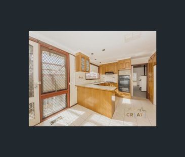 61 Leonard Avenue, St Albans, Vic 3021 - Photo 3