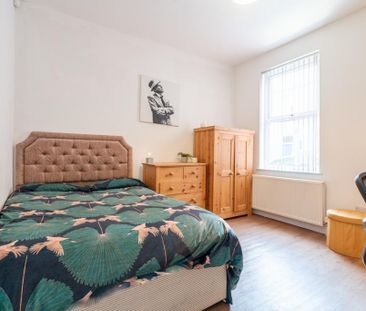 4 bedroom house to rent - Photo 3