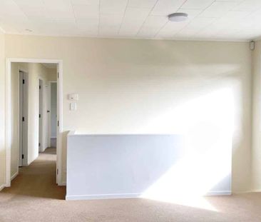 Three double bedrooms! Good Location! - Photo 3