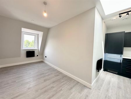 1 bed flat to rent in Sheffield Road, Barnsley, S70 - Photo 2