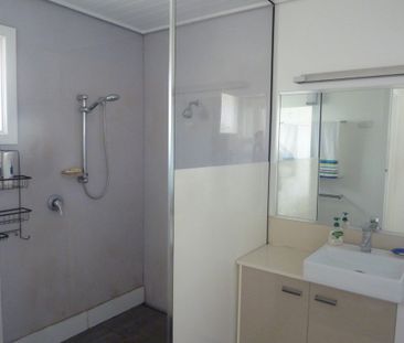 2-bedroom shared studio/granny flat, fenton place - Photo 5