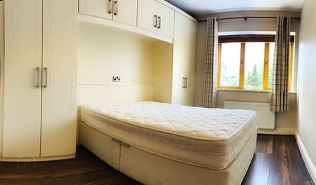 4 The Gate Lodge, Downshire Park, County Wicklow, W91 X3D0, Blessington - Photo 3