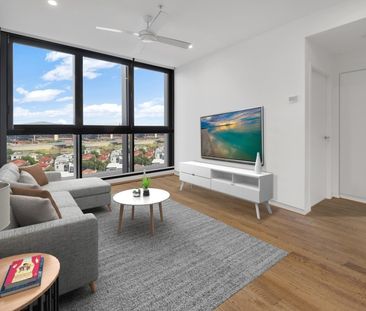 Newstead 1 BEDROOM WITH GREAT VIEWS - Photo 3
