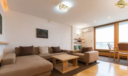 METROPOLITAN │Zrekonštruovaný 2i byt s 2 loggiami - Photo 2